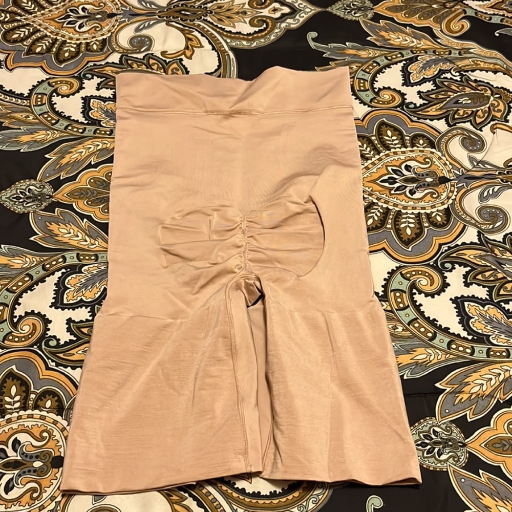 Victoria secret high waist shaper size M. Worn once.